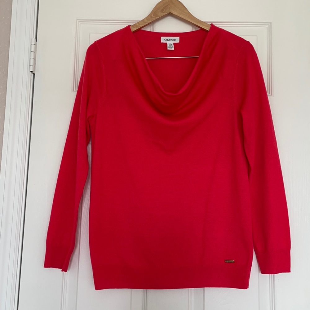 Calvin Klein knot top